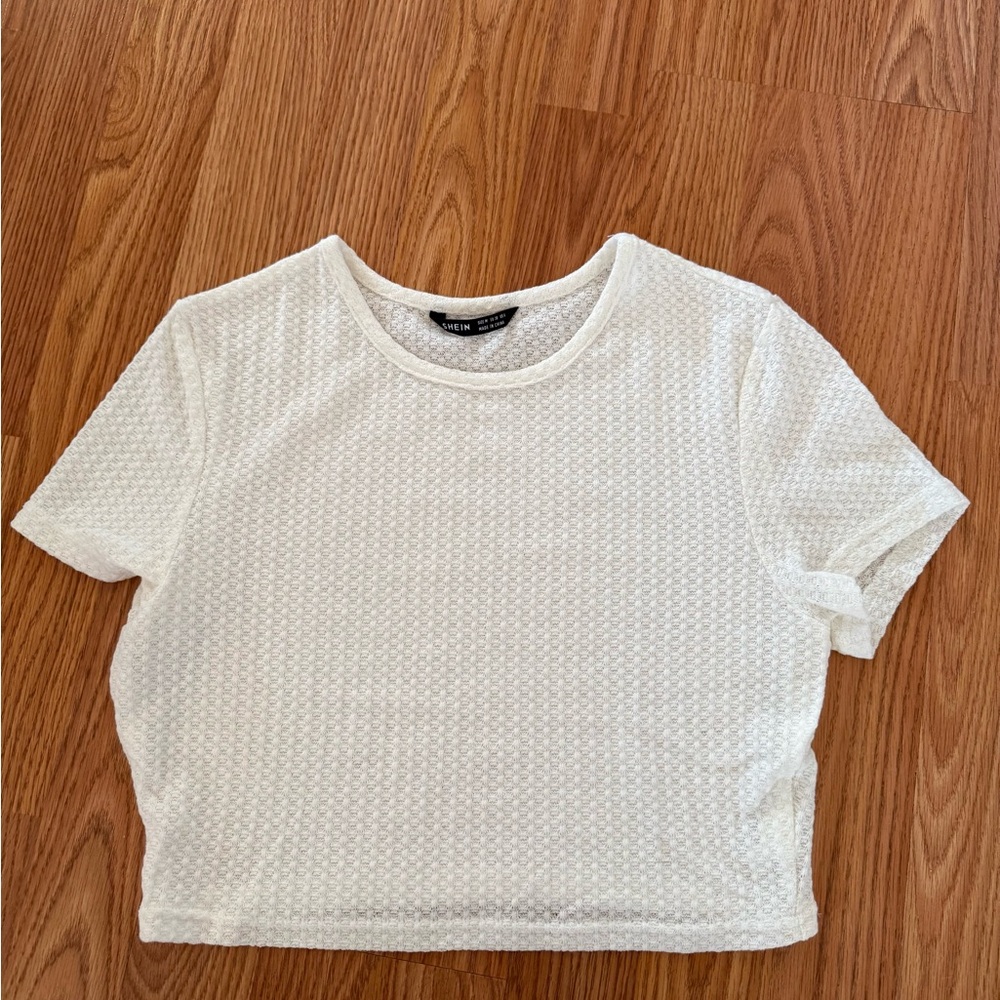SHEIN White Textured Crop Top